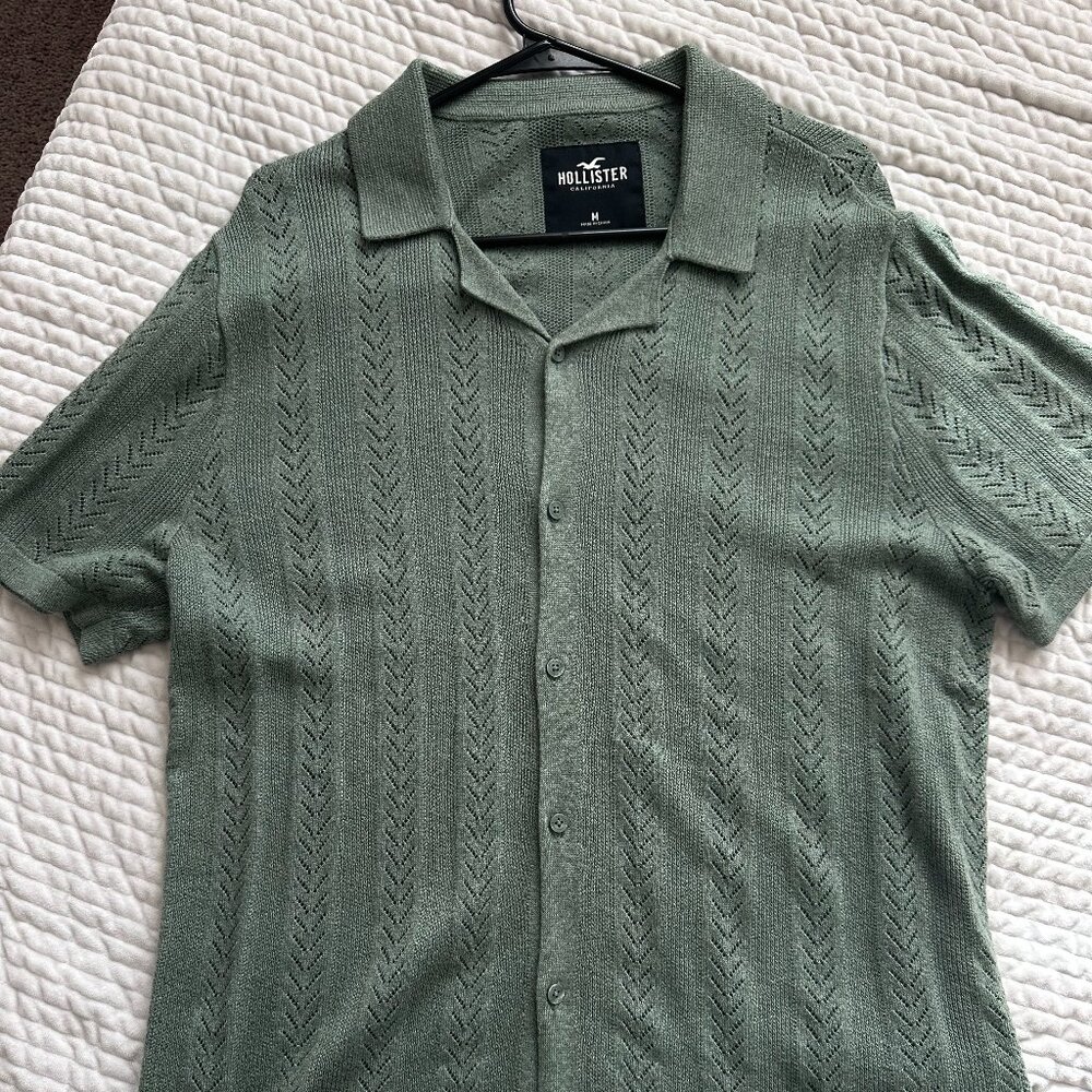 Hollister Sweater Shirt
